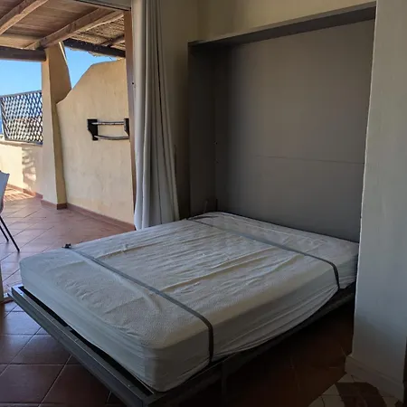 La Terrazza Sul Mare Apartment *